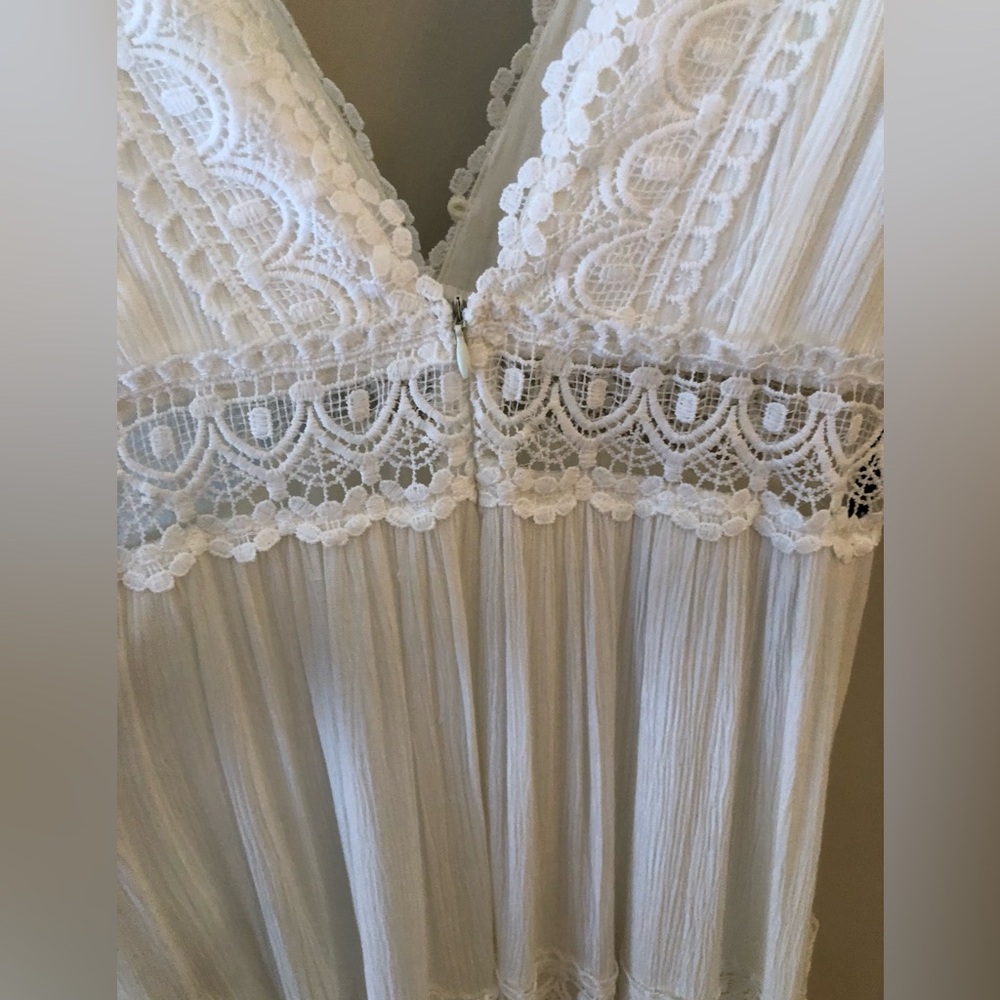 Forever 21 Cream Lace-Trim Maxi Dress - Picture 9 of 10